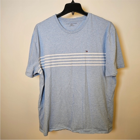 TOMMY HILFIGER MENS TSHIRT LIKE NEW - Picture 1 of 2